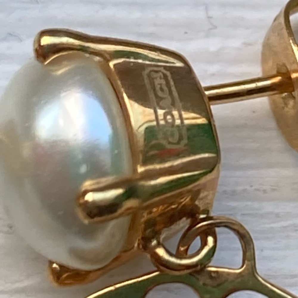 COACH Signature Logo, Pearl Drop Earrings - Picture 5 of 5
